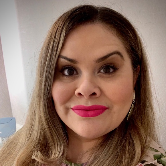 Meet your Posher, Ruth - Picture 1 of 1